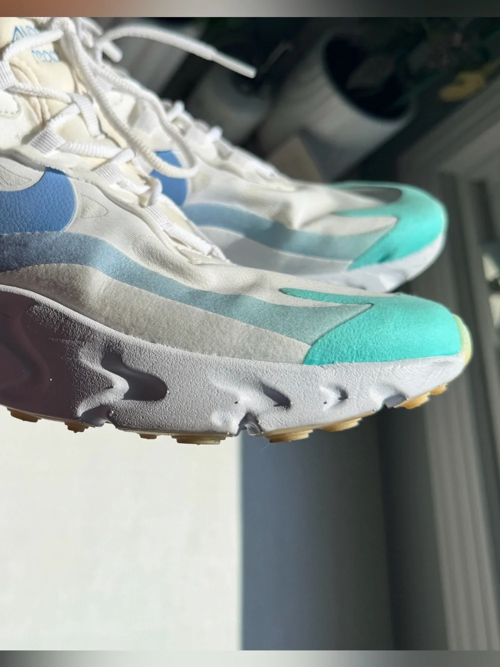Nike women’s sneaker